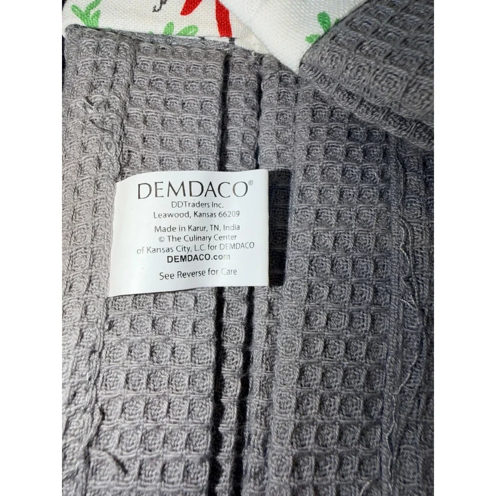 Demdaco Kitchen Boa Gray Waffle Towel Friends Add Flavor to Life Herb Print NEW